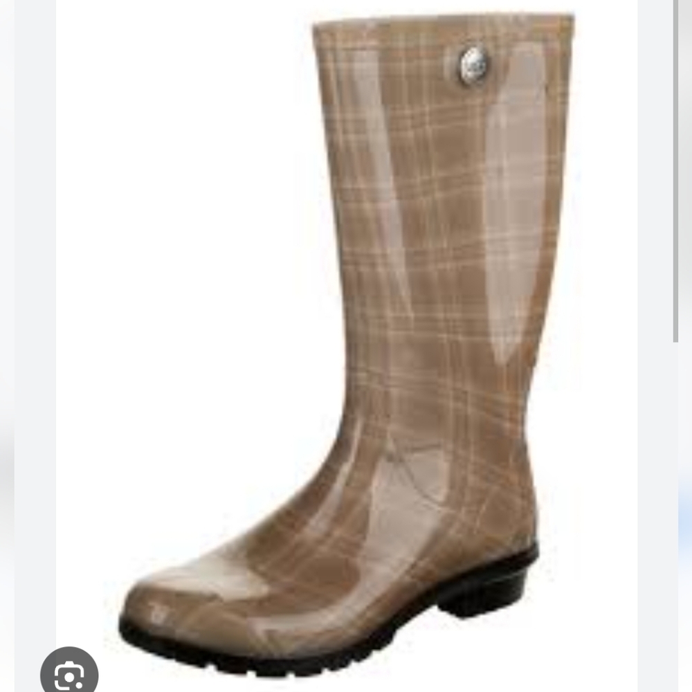 UGG Shaye Rainboot, Size 7